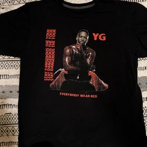 YG t shirt size XL black n red